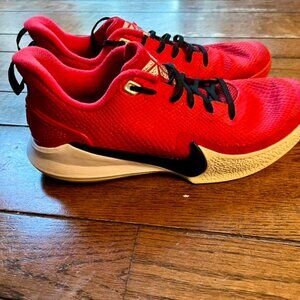 NIKE KOBE MAMBA - Mens Athletic Shoes - SIZE 10